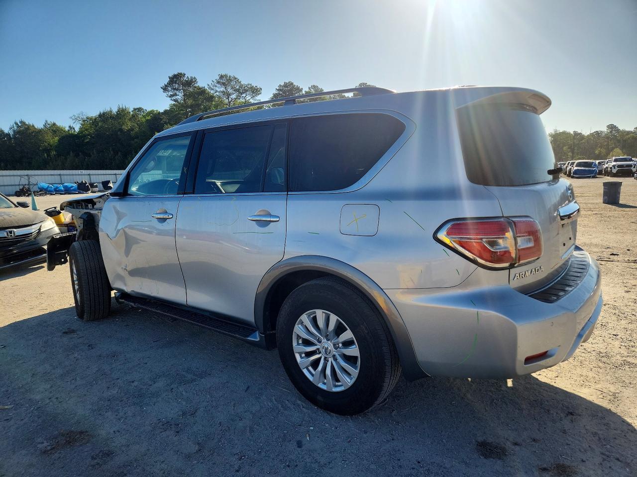 2018 Nissan Armada Sv - Фото 2