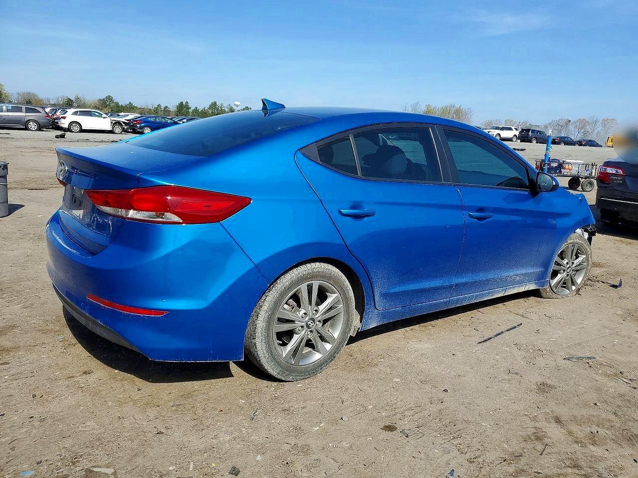 2018 Hyundai Elantra Sel - Image 3