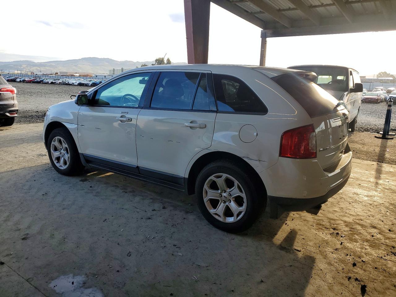 2013 Ford Edge Sel - Фото 2