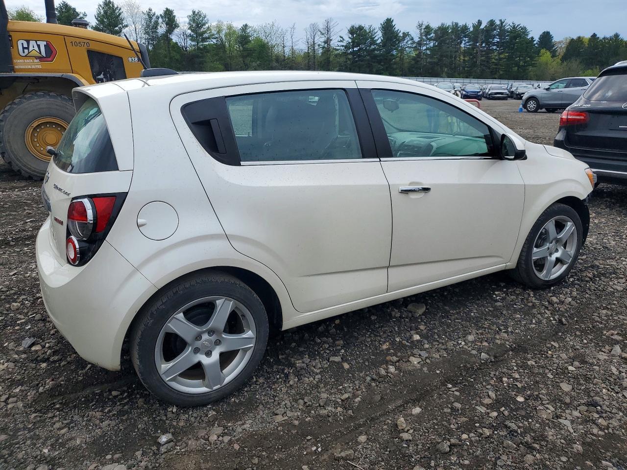 2015 Chevrolet Sonic Ltz - Фото 3