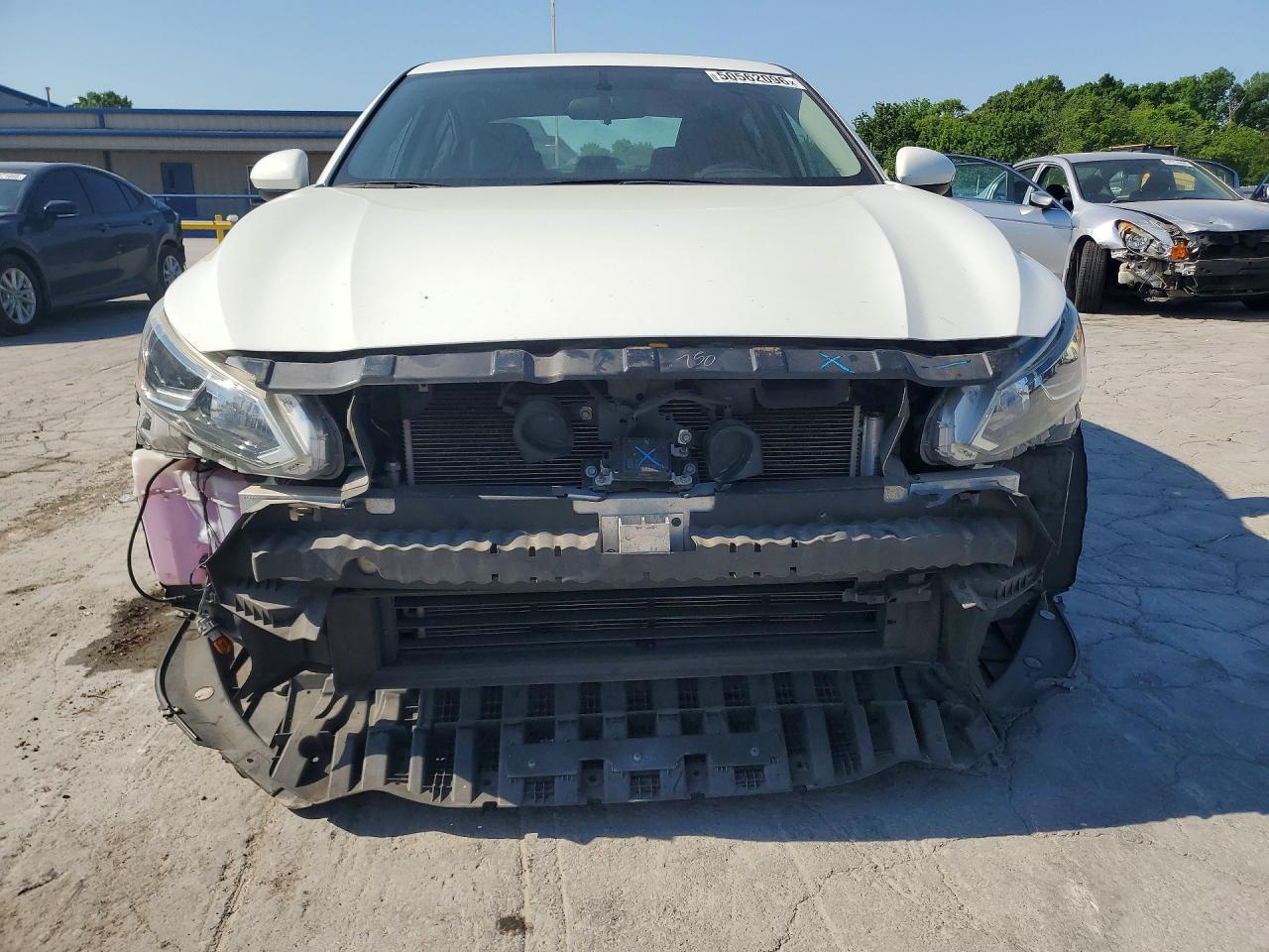 2020 Nissan Altima S - Фото 5