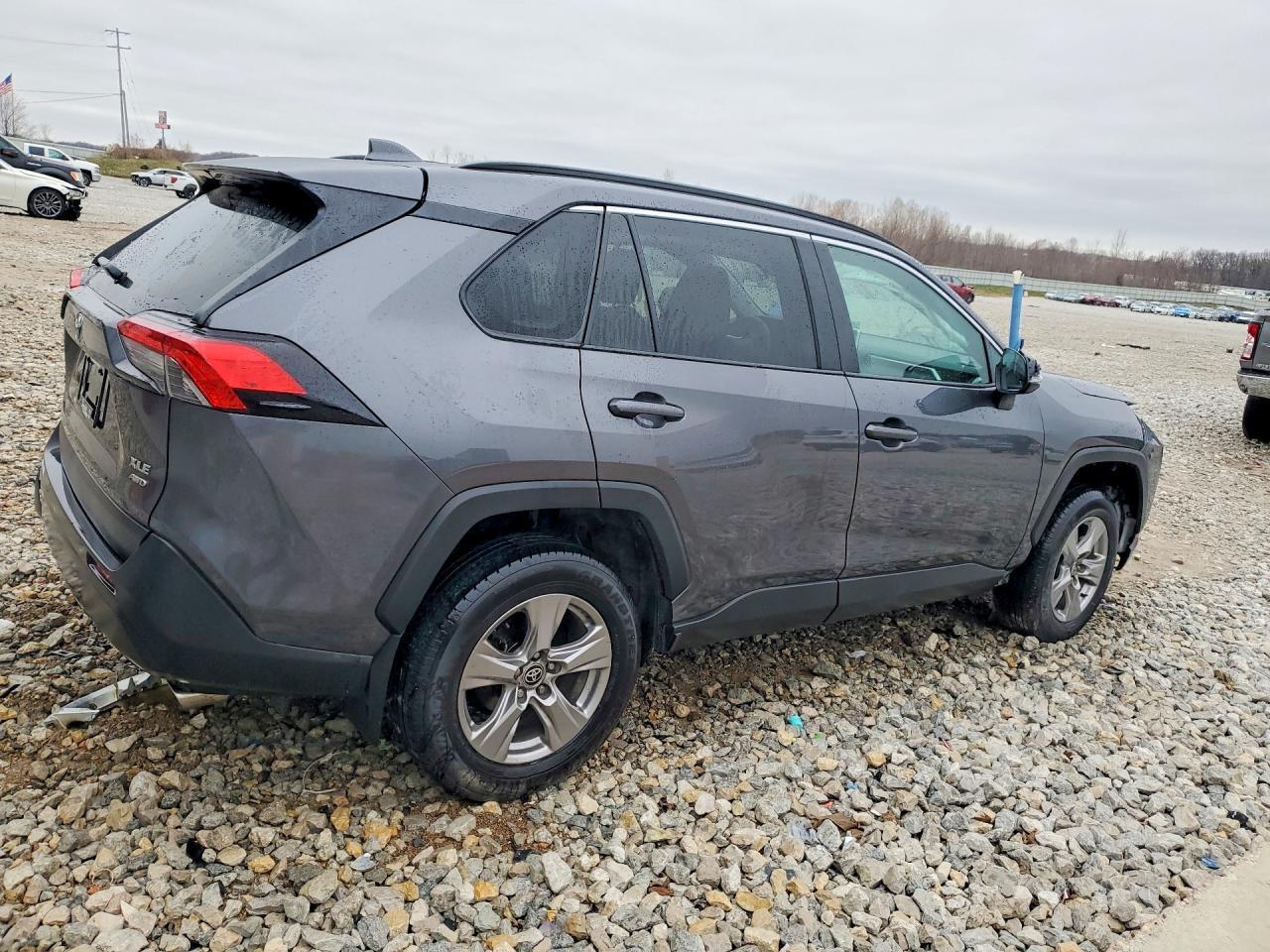 2025 Toyota Rav4 Xle - Фото 3