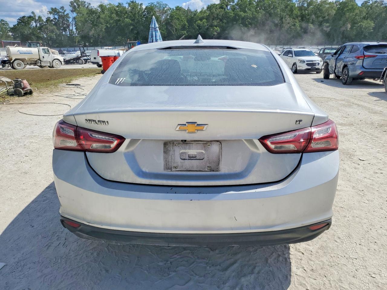 2021 Chevrolet Malibu Lt - Фото 6