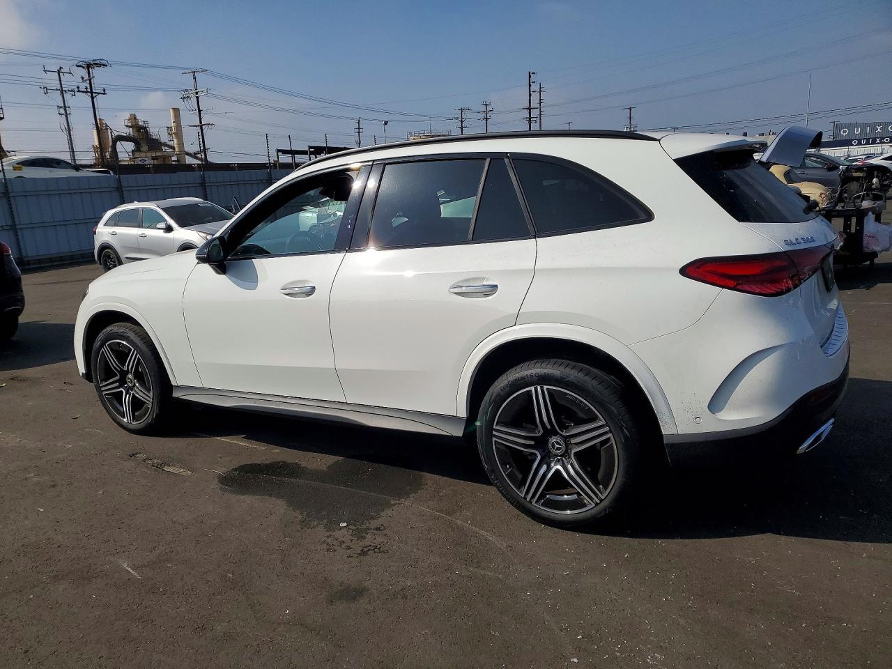 2026 Mercedes-Benz Glc 300 - Фото 2