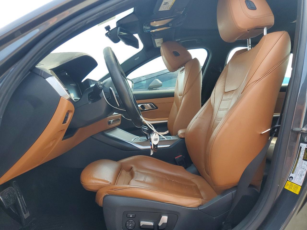 2020 BMW 330I - Фото 7