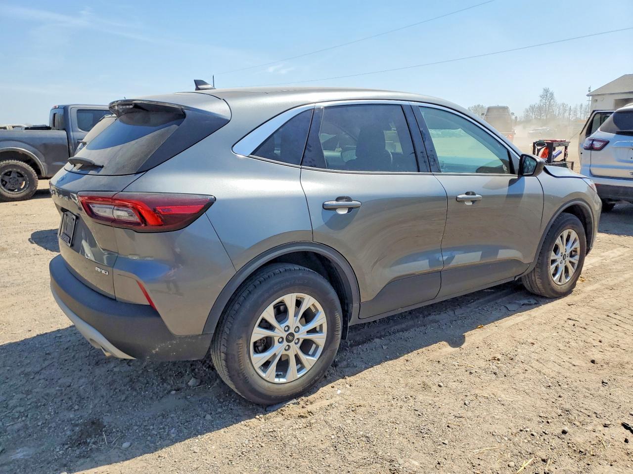 2023 Ford Escape Active - Image 3