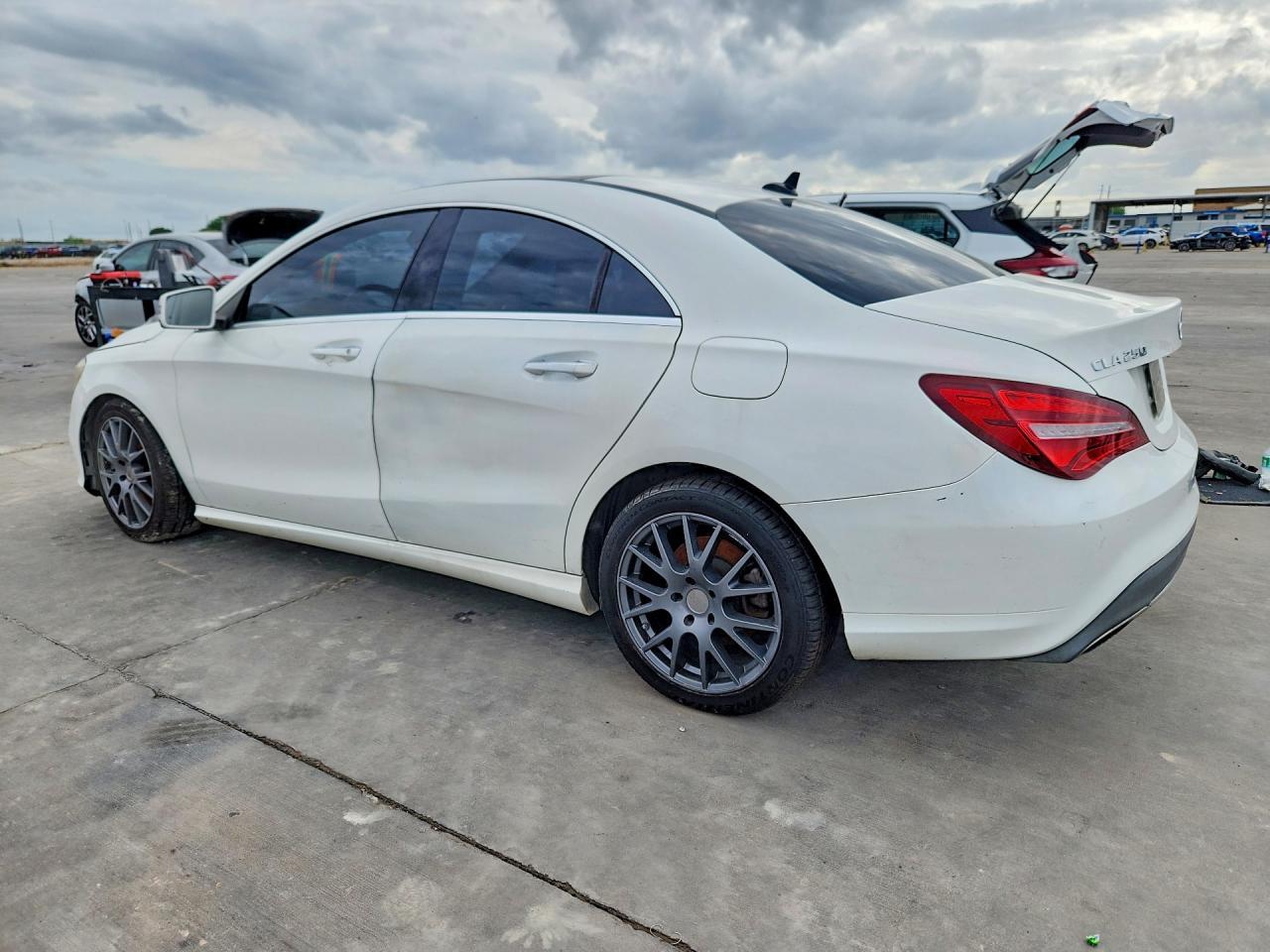 2018 Mercedes-Benz Cla 250 4Matic - Image 2