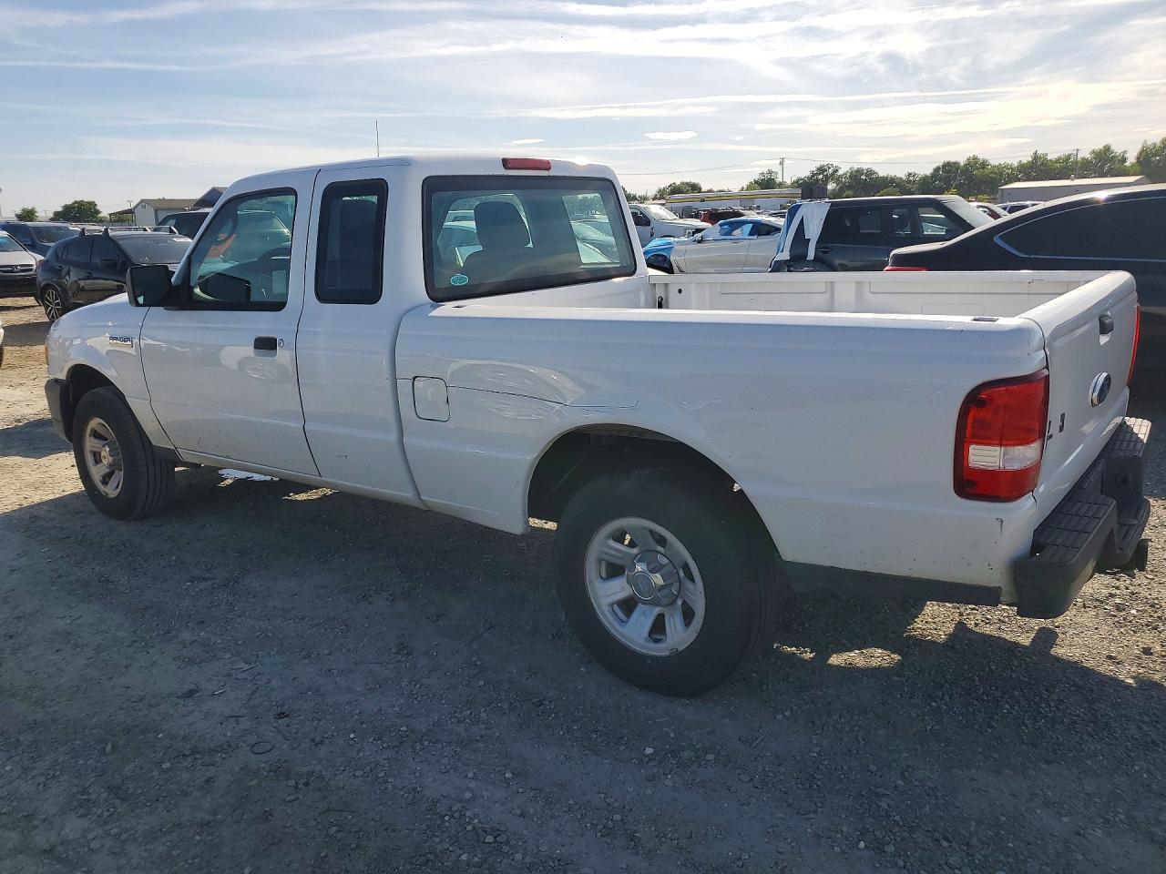 2011 Ford F-150 - Фото 2
