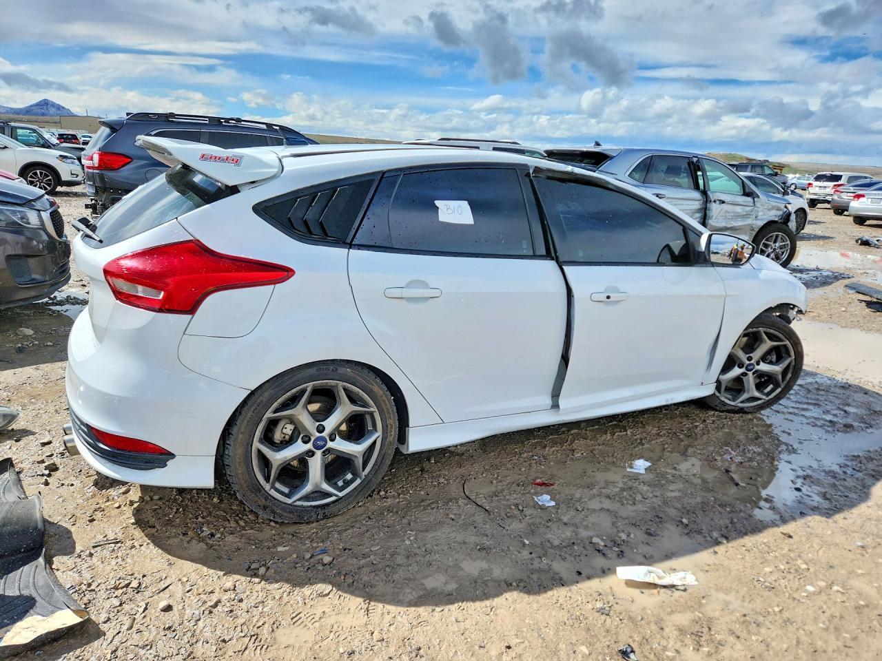 2017 Ford Focus St - Image 3