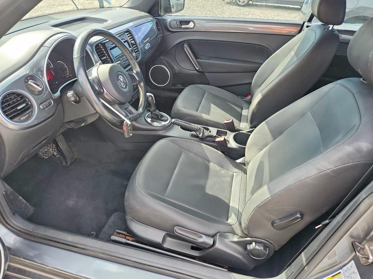 2013 Volkswagen Beetle - Image 7