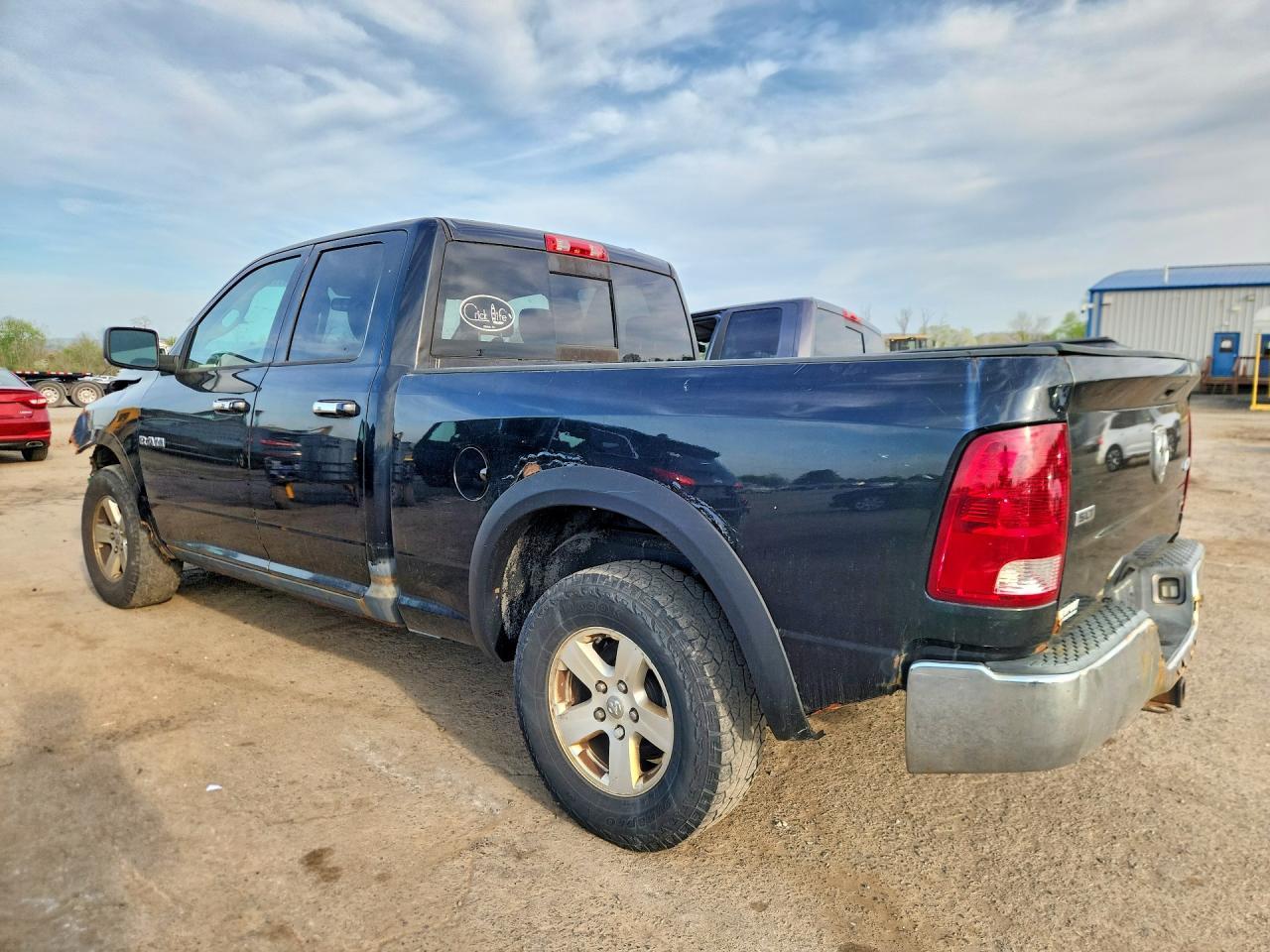 2010 Dodge Ram 1500 - Фото 2