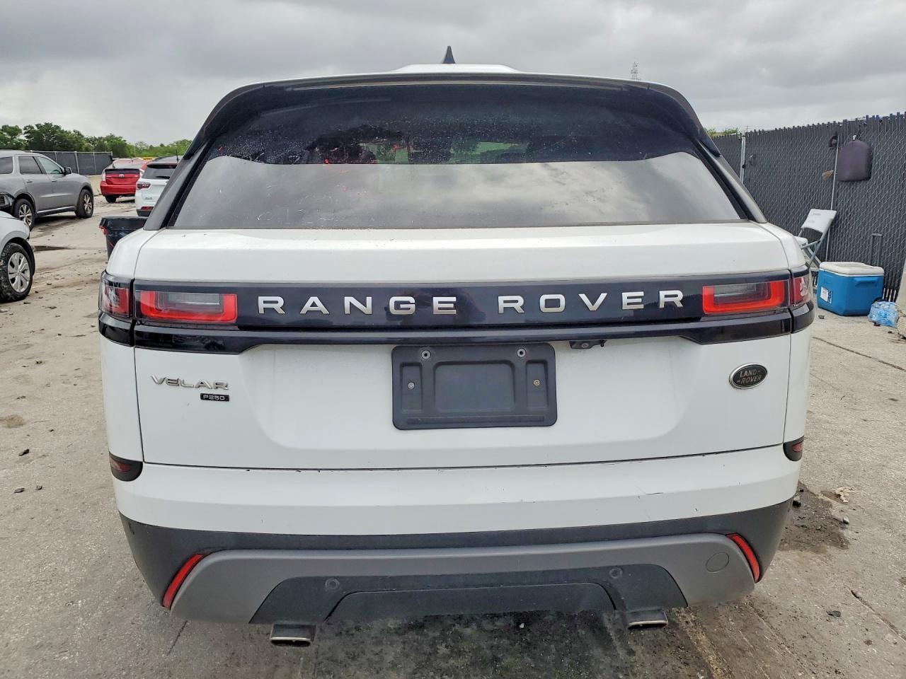 2019 Land Rover Velar - Image 6
