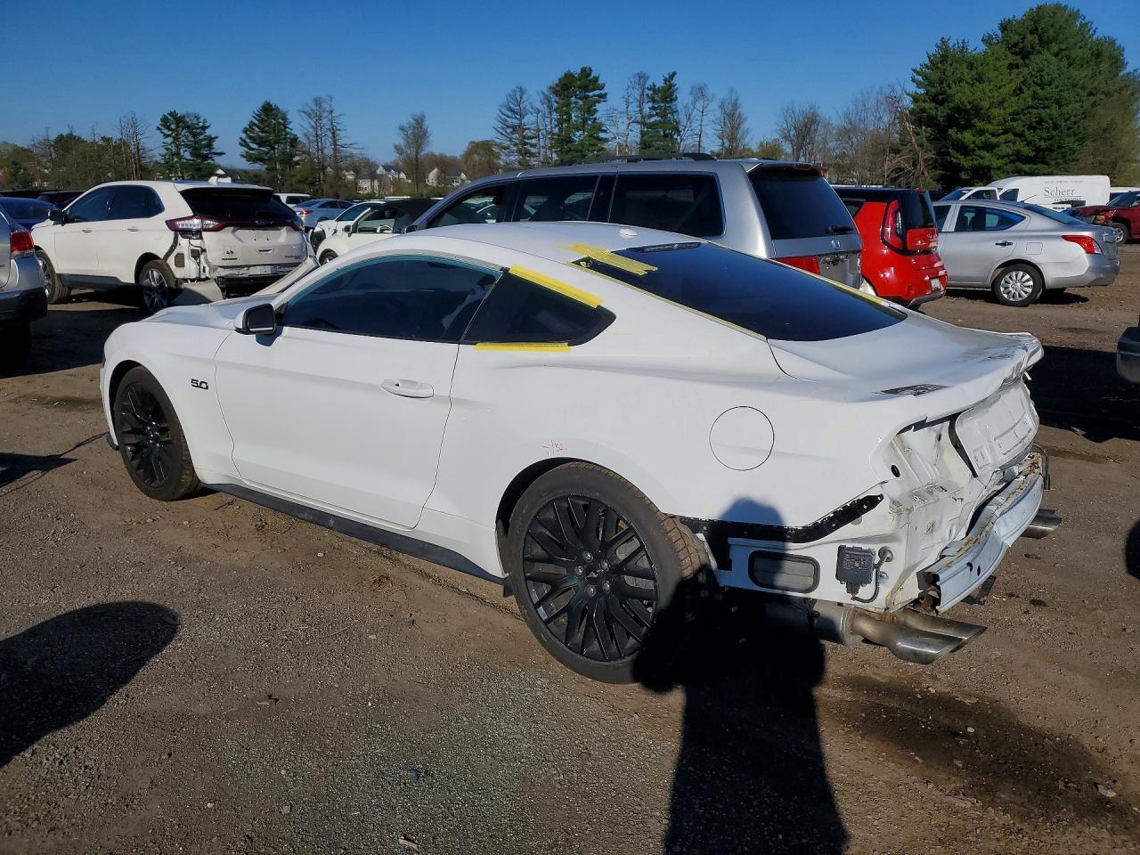 2019 Ford Mustang Gt - Фото 2