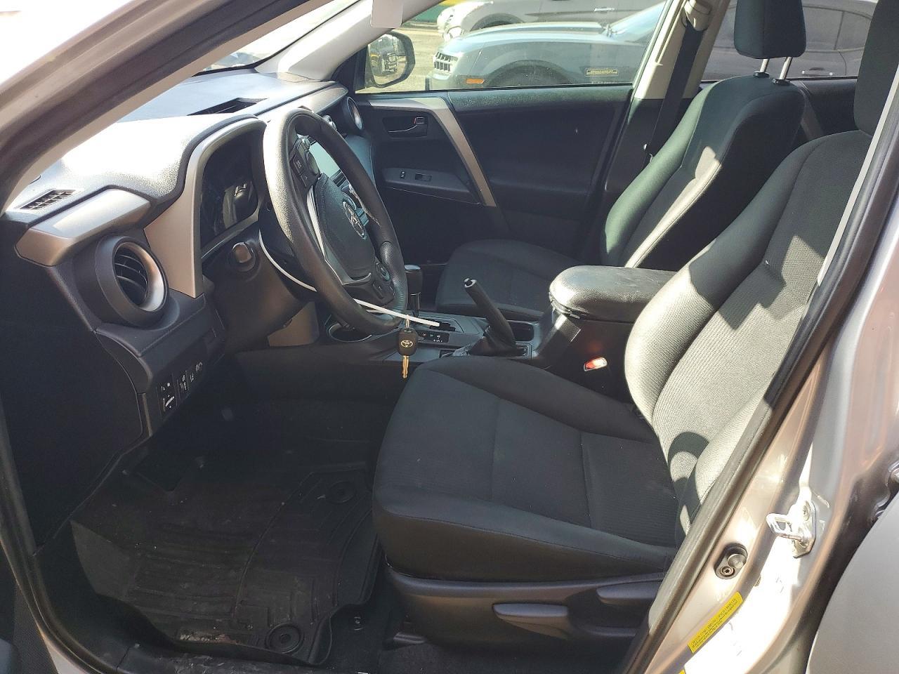 2018 Toyota Rav4 Le - Image 7