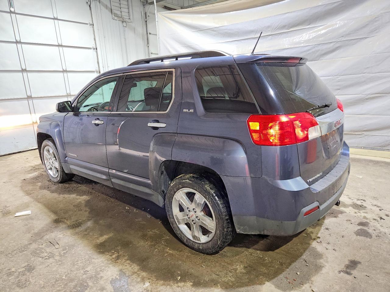 2013 GMC Terrain Sle - Image 2
