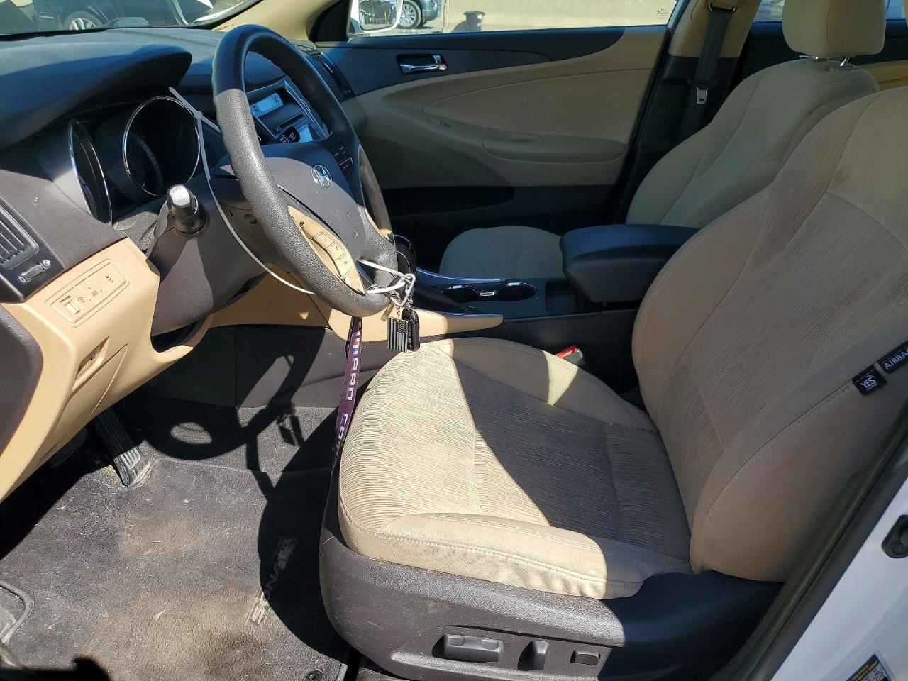 2012 Hyundai Sonata Gls - Image 7