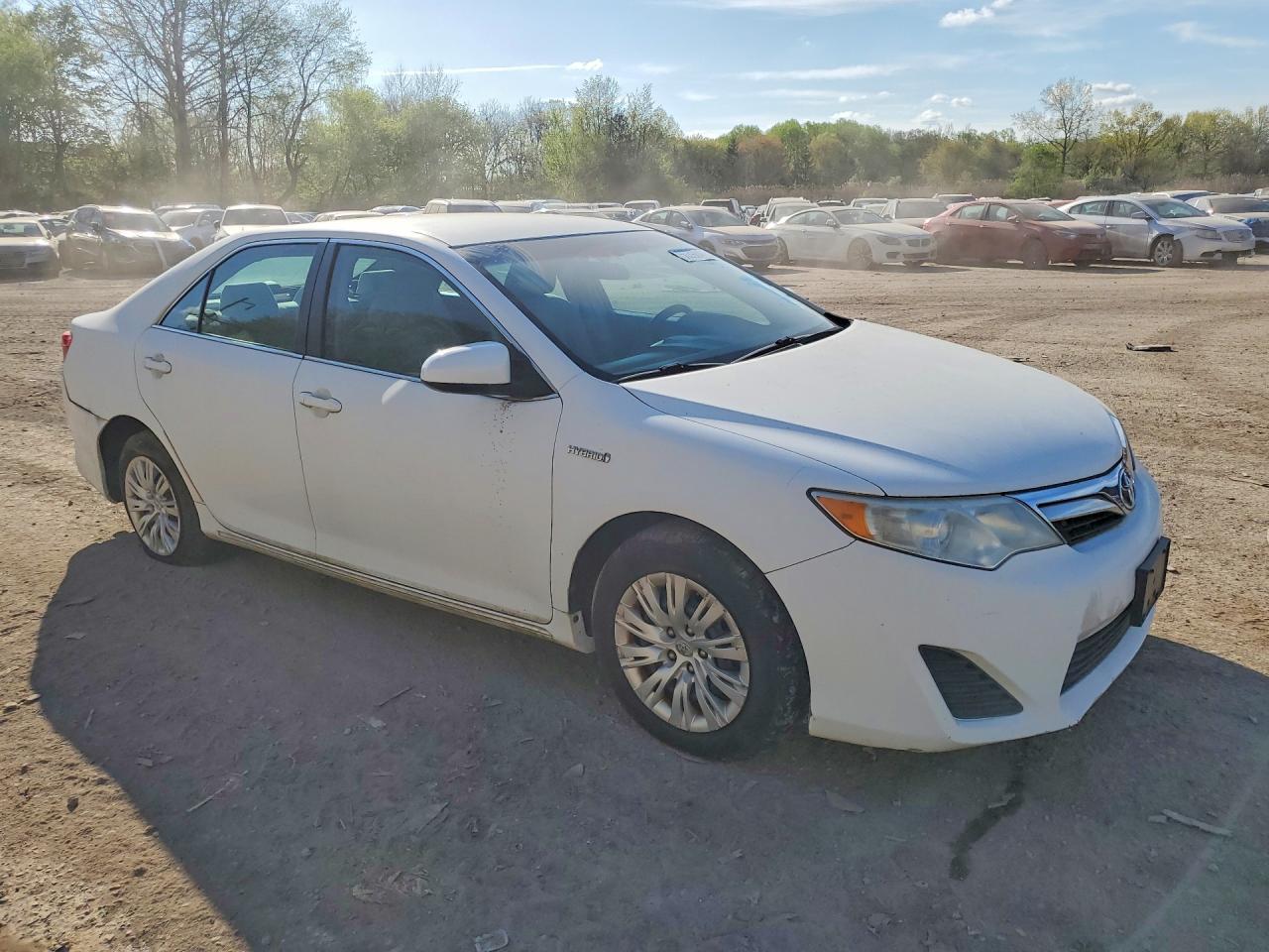 2013 Toyota Camry Hybrid Le - Фото 4