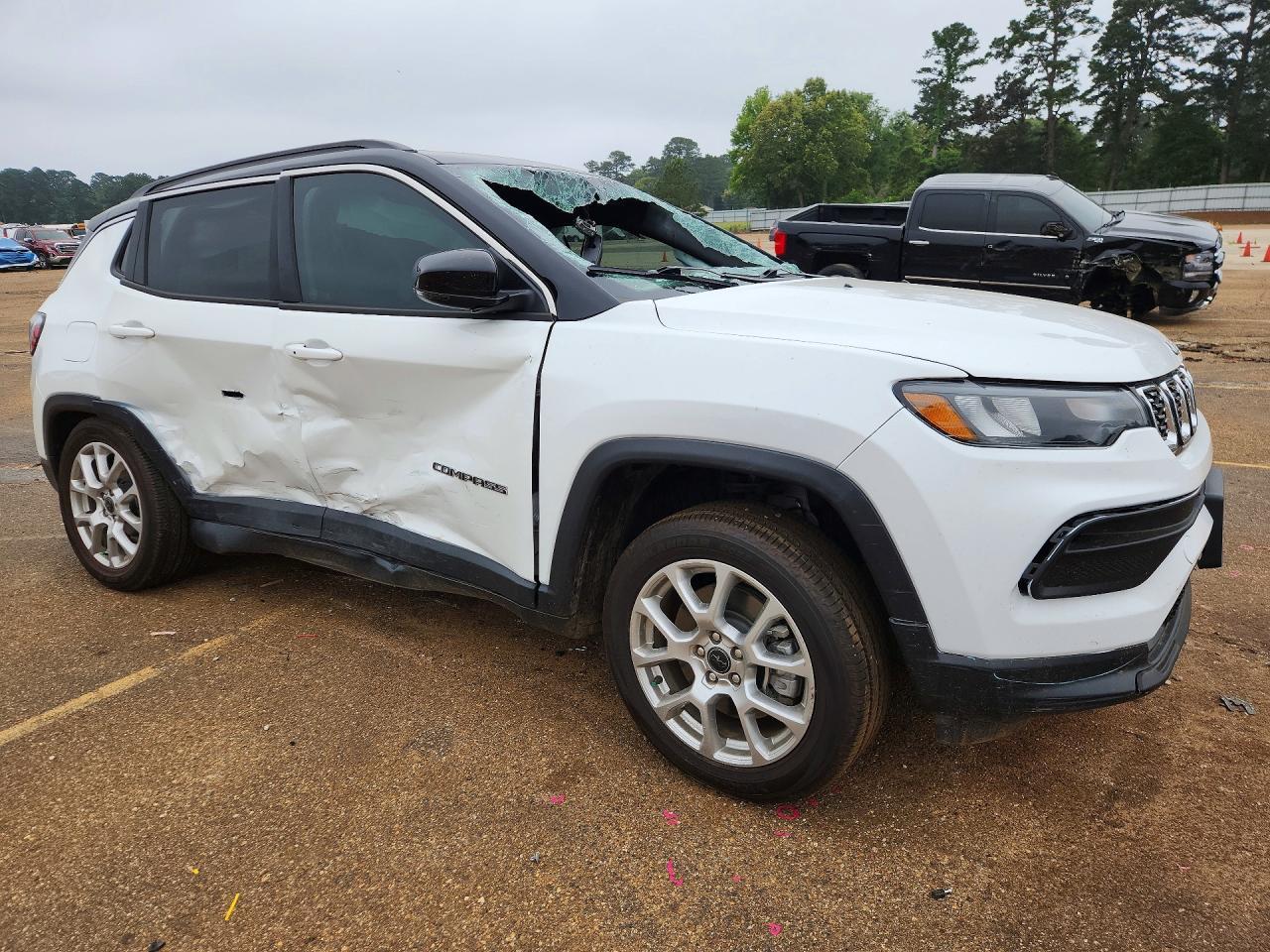 2025 Jeep Compass Limited - Image 4