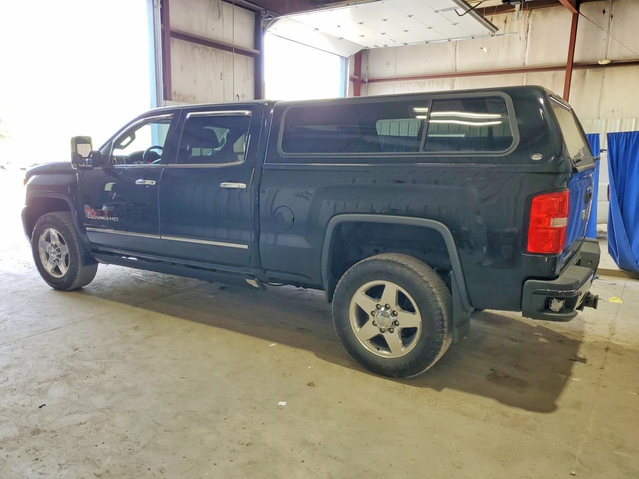 2015 GMC Sierra K2500 Denali - Фото 2