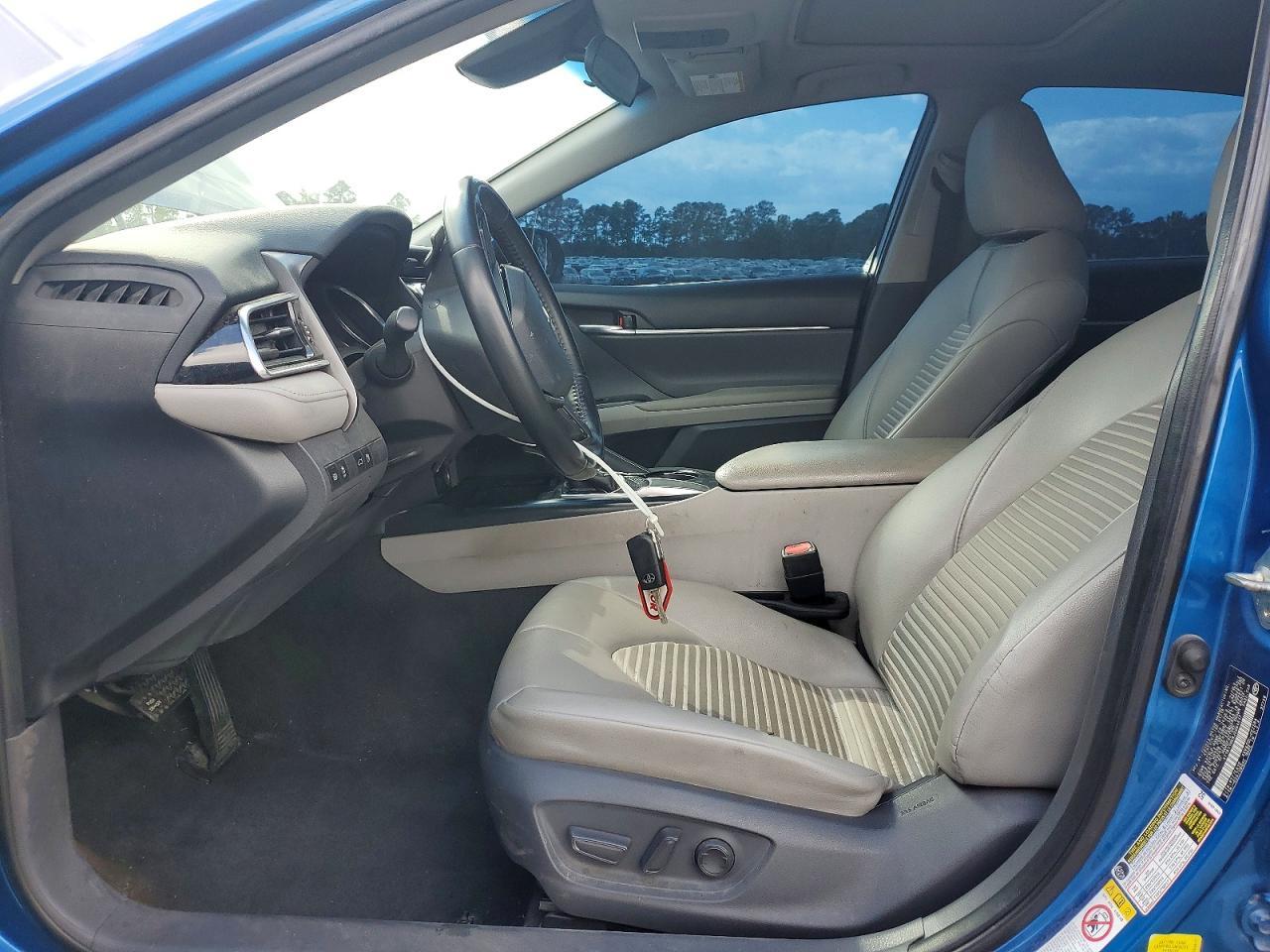 2018 Toyota Camry Se - Image 7