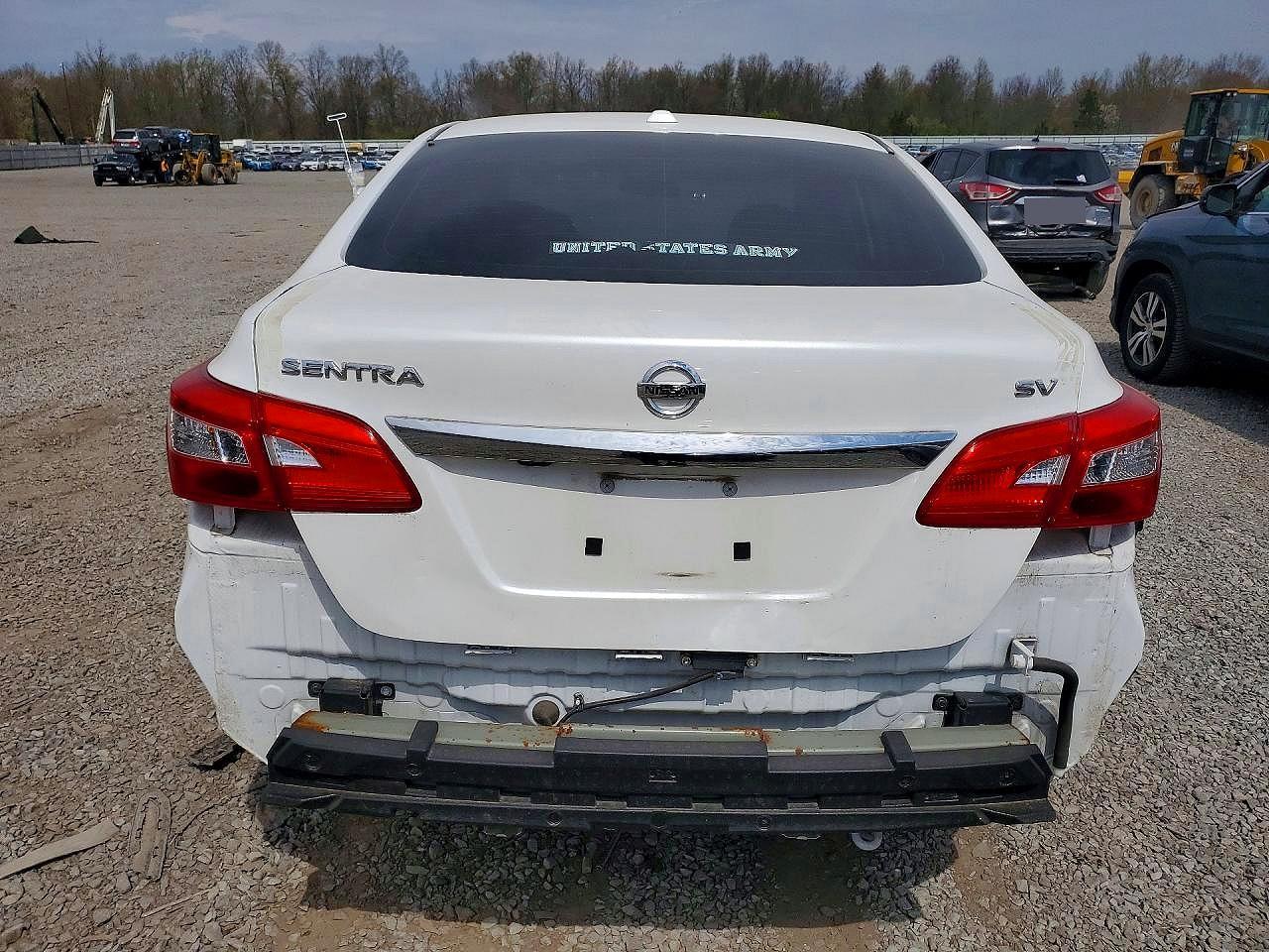 2019 Nissan Sentra Sr - Фото 6