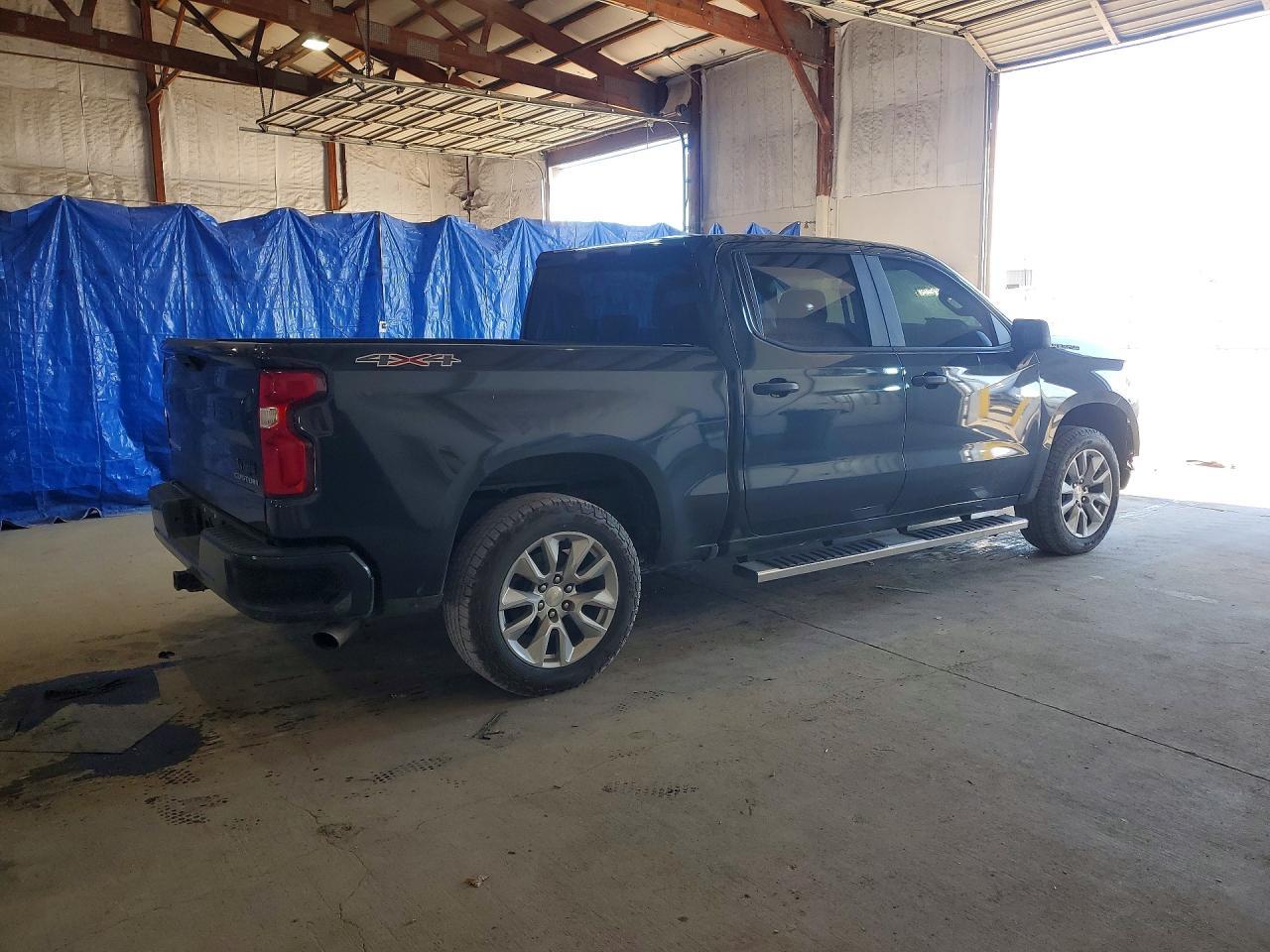 2019 Chevrolet Silverado K1500 Custom - Image 3