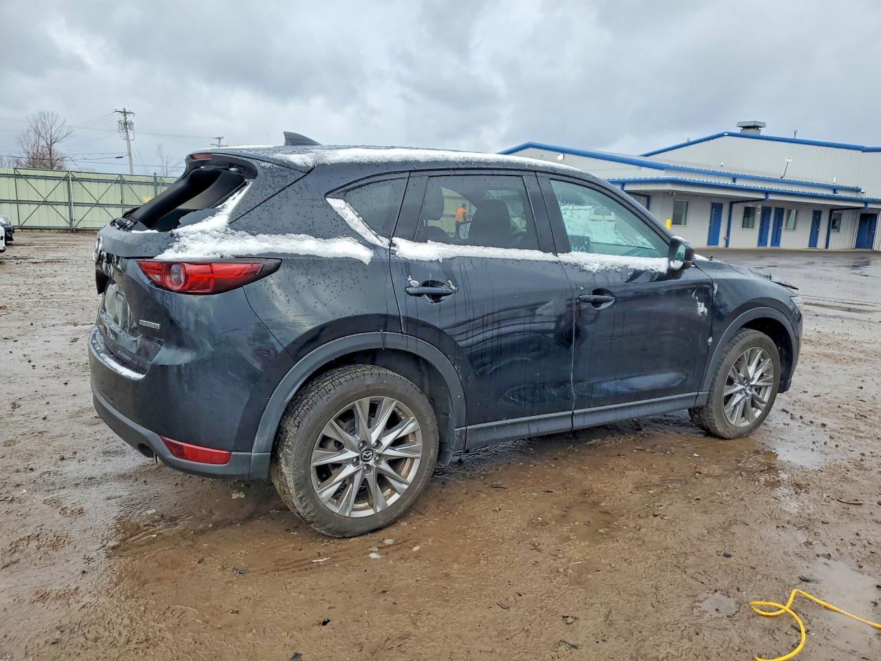 2021 Mazda Cx-5 Grand Touring - Image 3