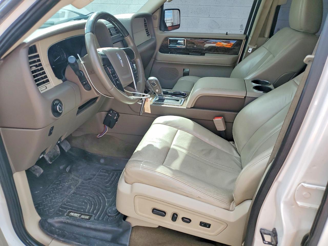 2015 Lincoln Navigator L - Фото 7