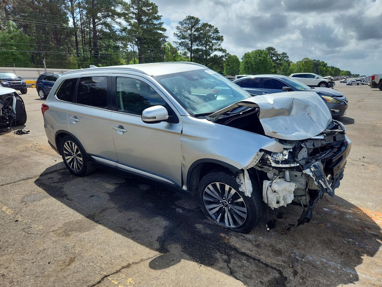 2020 Mitsubishi Outlander Se - Фото 4