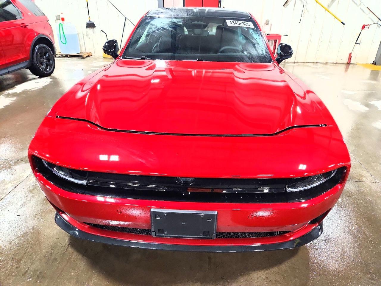 2025 Dodge Charger Daytona R - Image 5