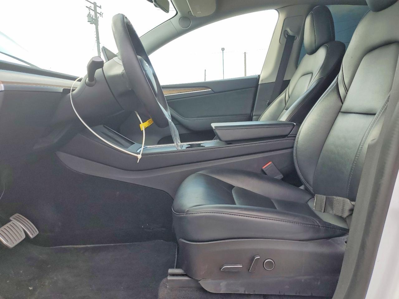 2022 Tesla Model Y - Фото 7