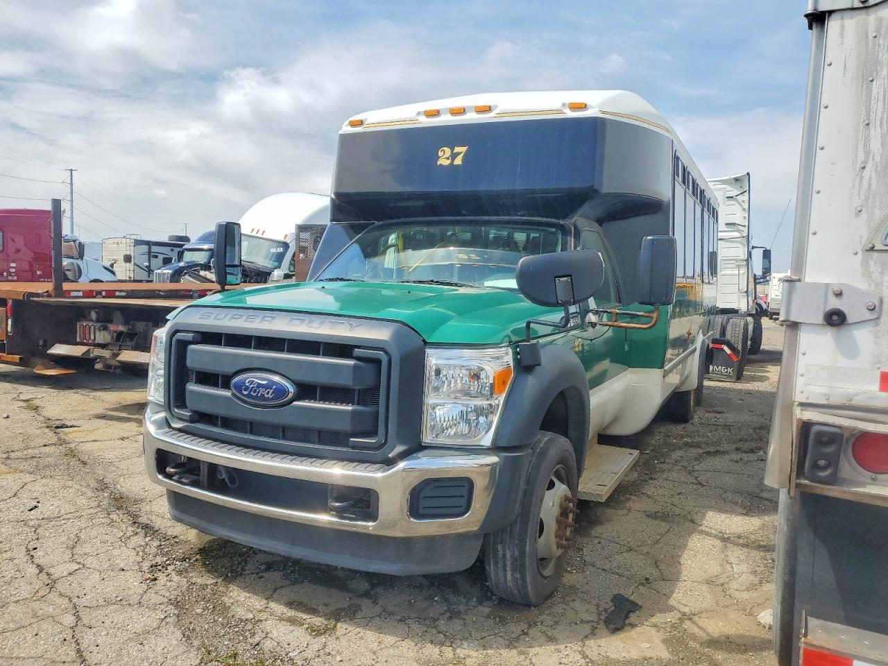 2013 Ford F550 Super Duty - Image 2