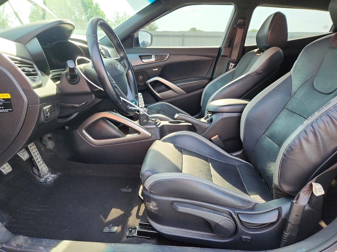 2016 Hyundai Veloster Turbo - Image 7
