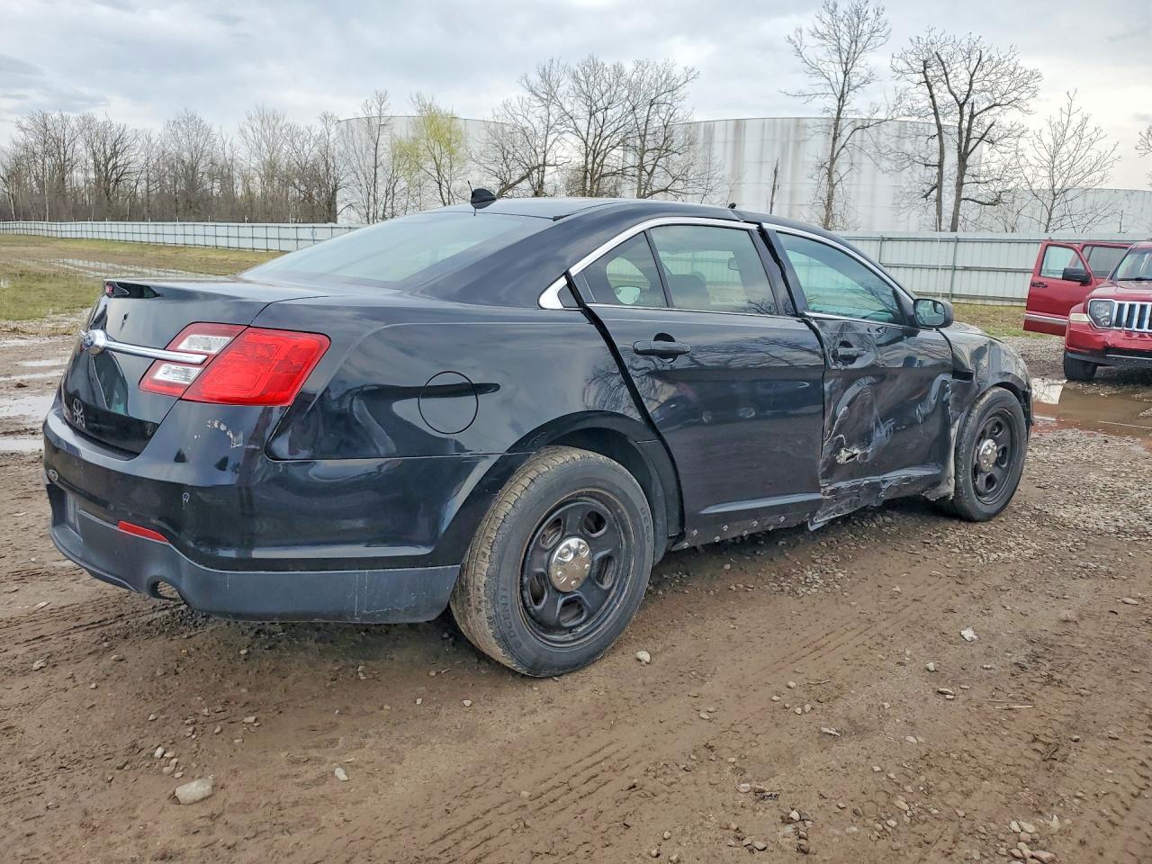 2015 Ford Taurus Police Interceptor - Image 3