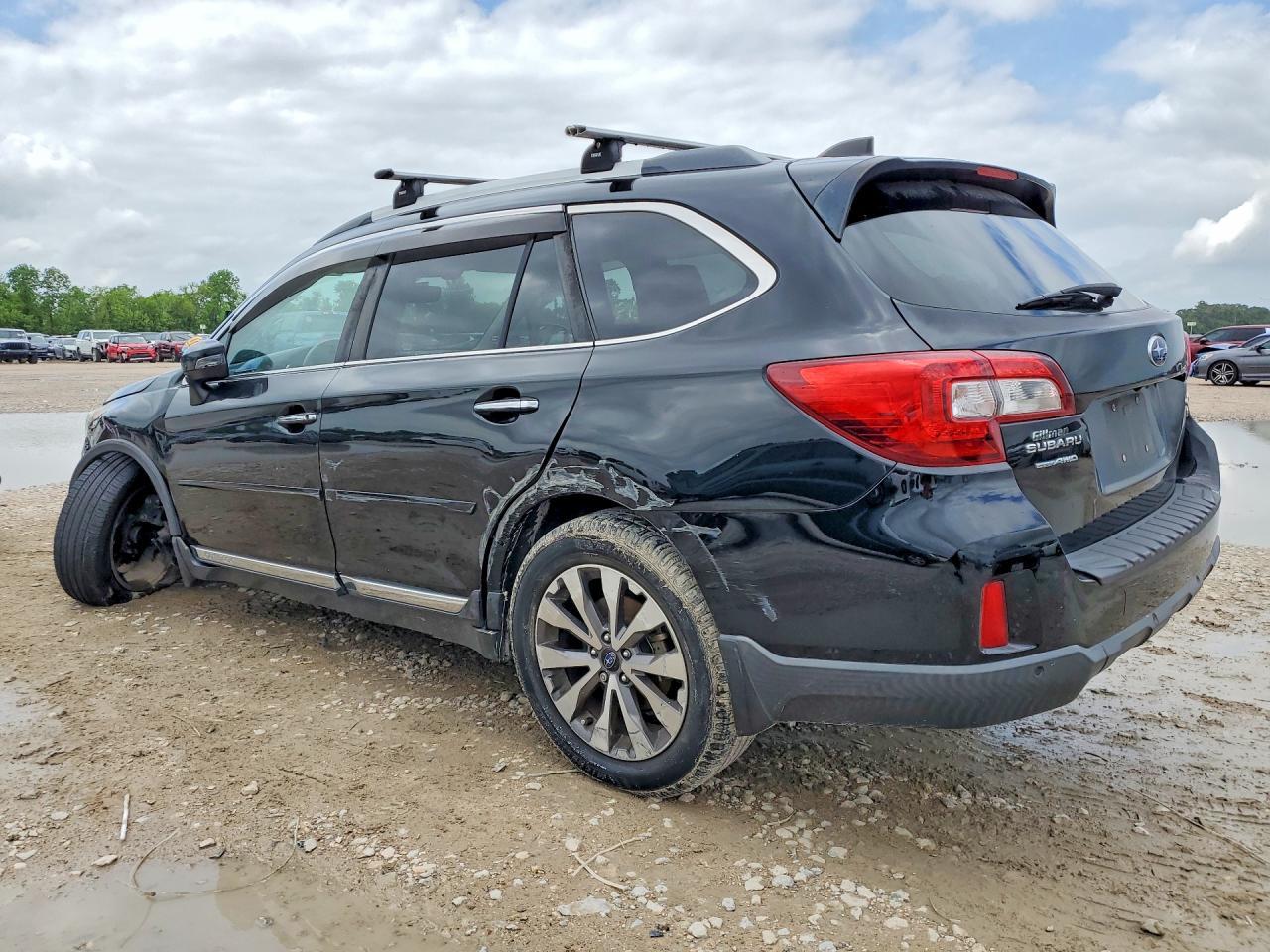 2017 Subaru Outback Touring - Фото 2
