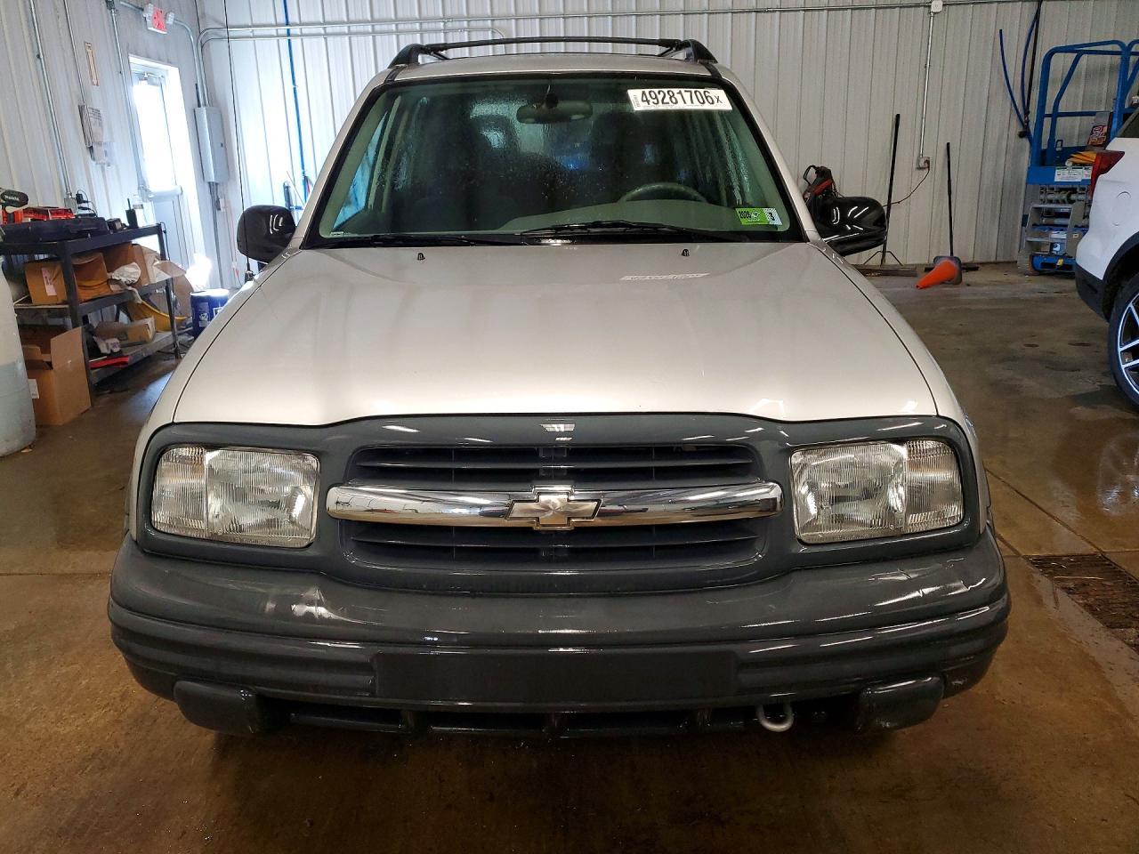 2002 Chevrolet Tracker - Фото 5