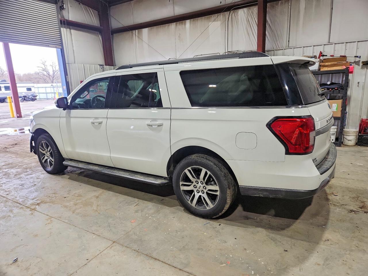 2022 Ford Expedition Max Xlt - Image 2