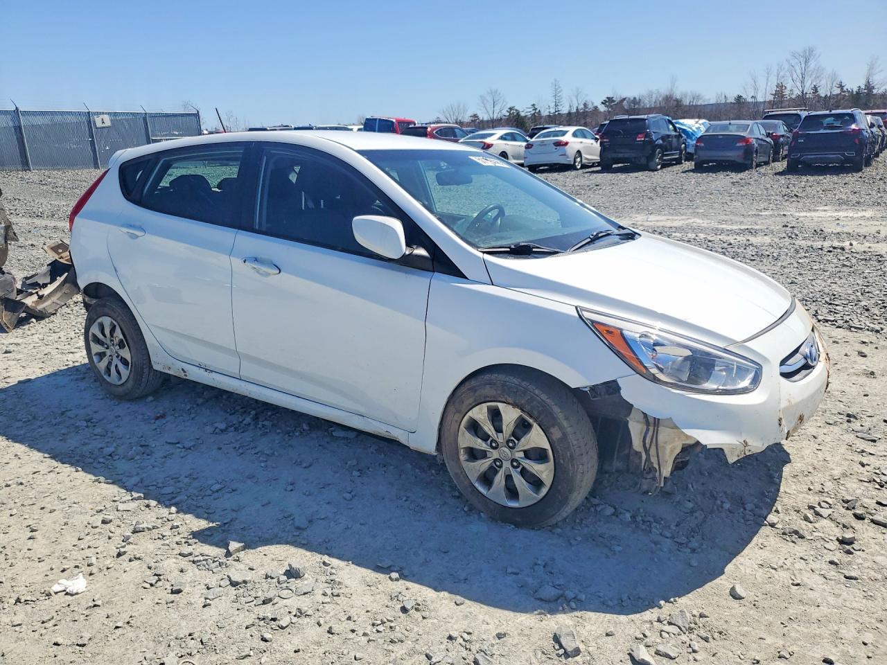 2017 Hyundai Accent Se - Фото 4