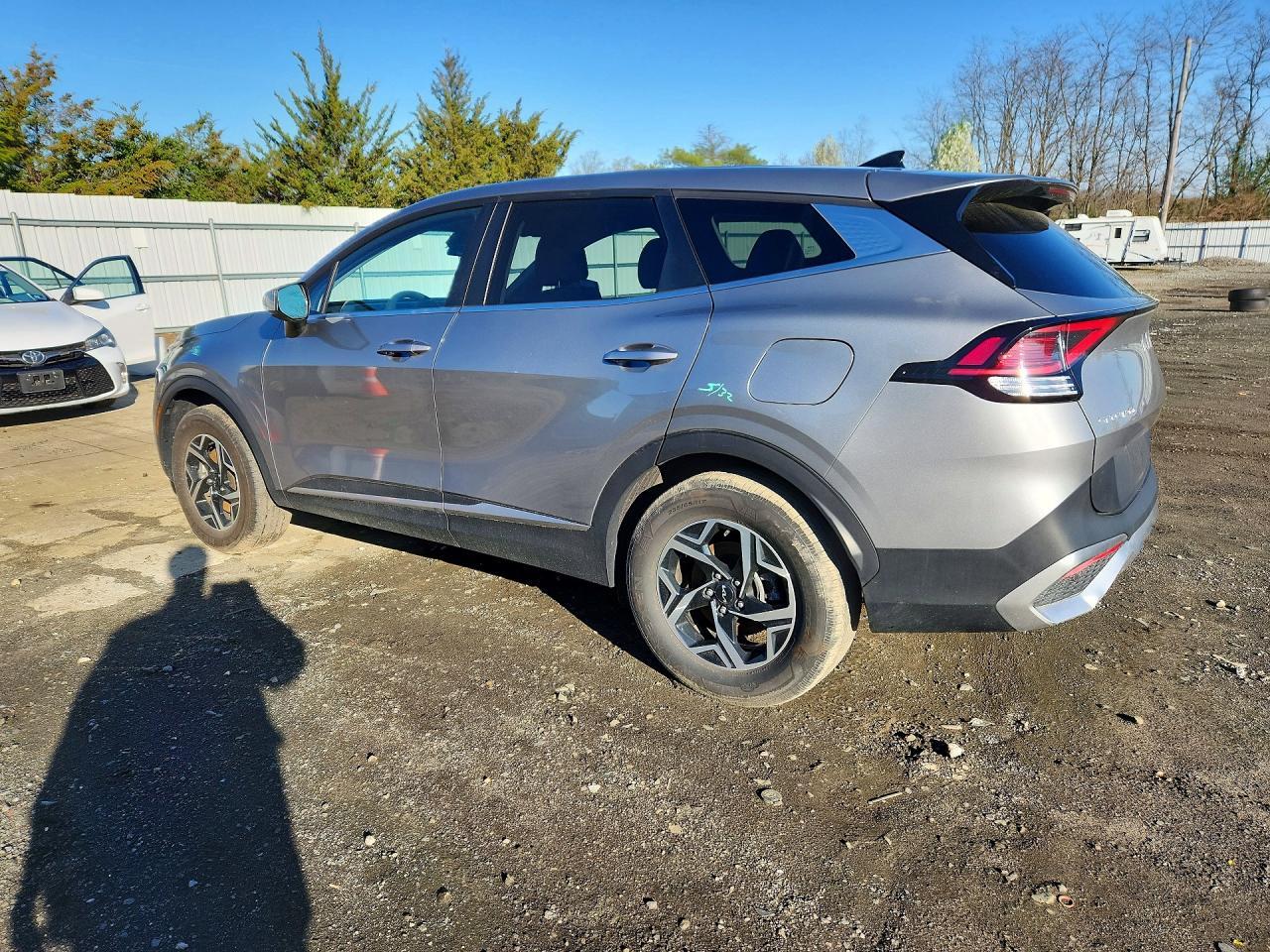 2024 Kia Sportage Lx - Image 2