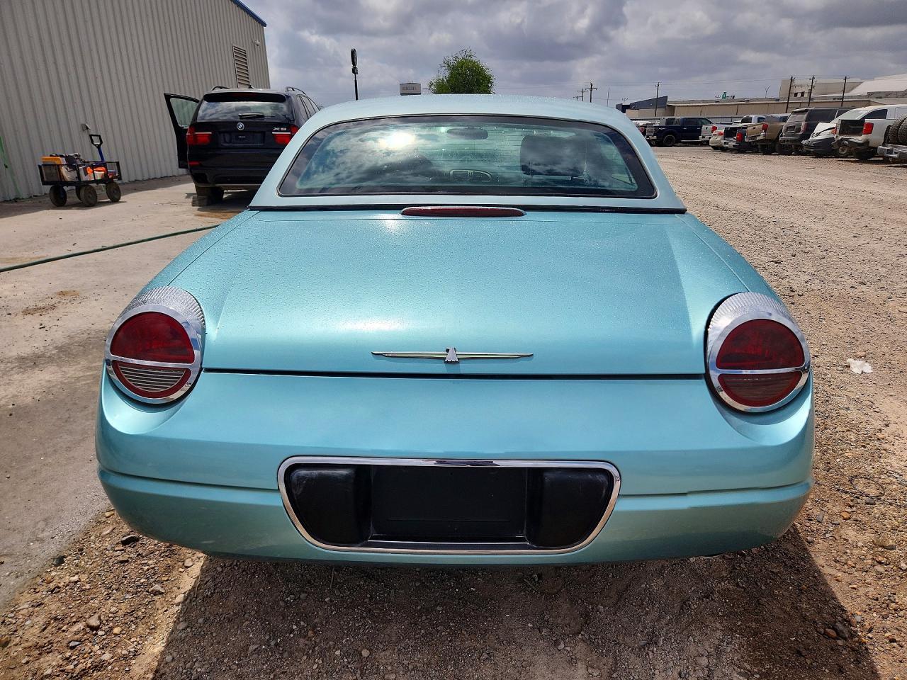 2002 Ford Thunderbird - Фото 6