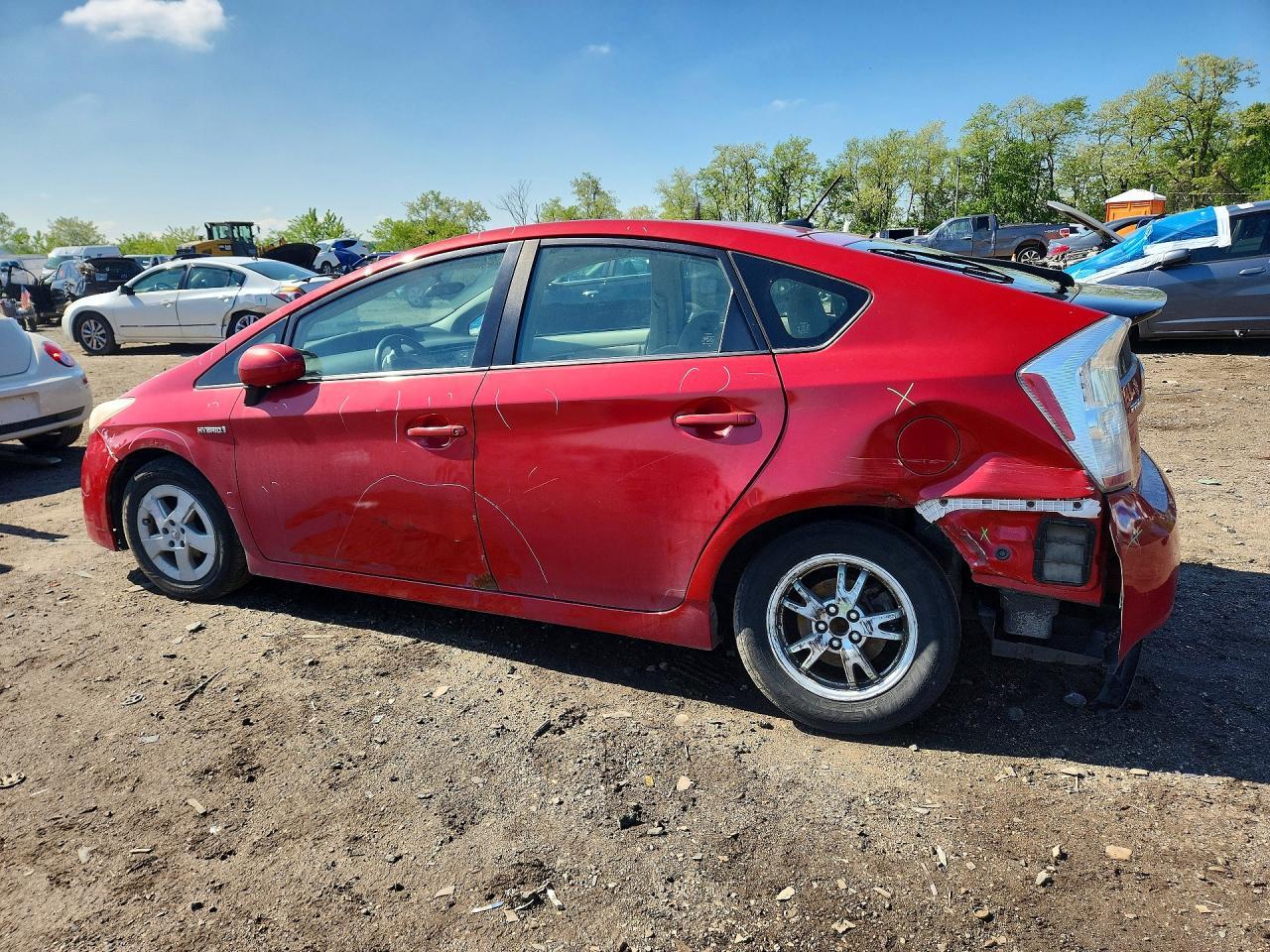 2011 Toyota Prius Two - Image 2