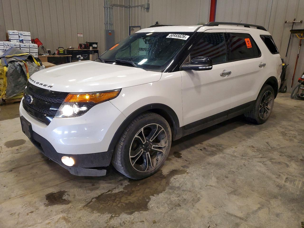 2014 Ford Explorer Sport - Image 2
