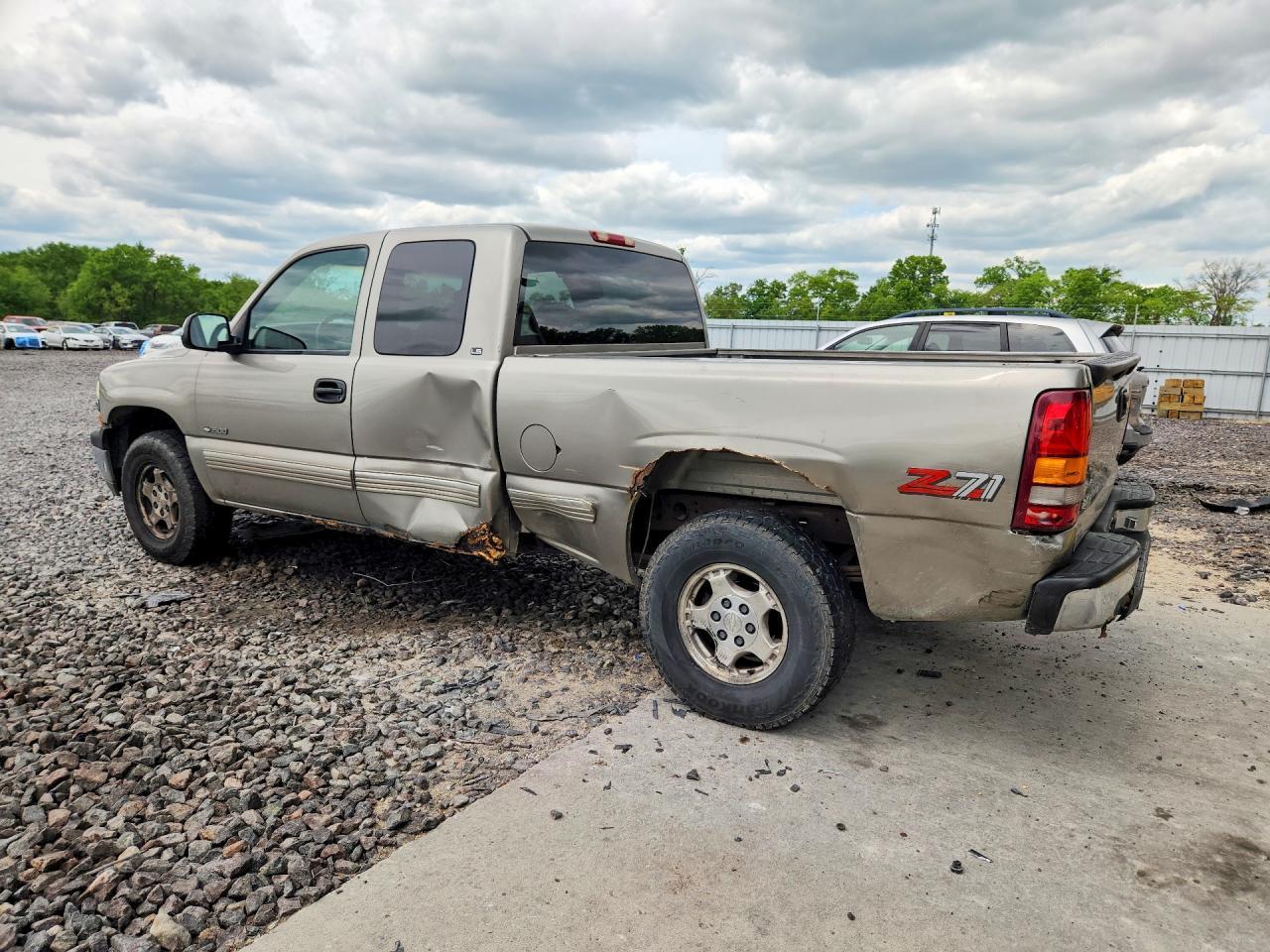 1999 Chevrolet Silverado K1500 - Фото 2