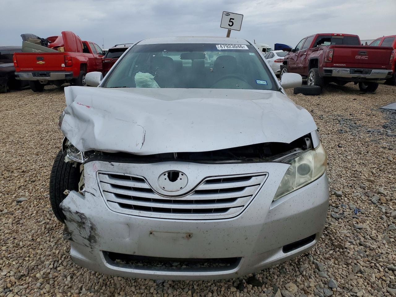 2007 Toyota Camry Le - Image 5