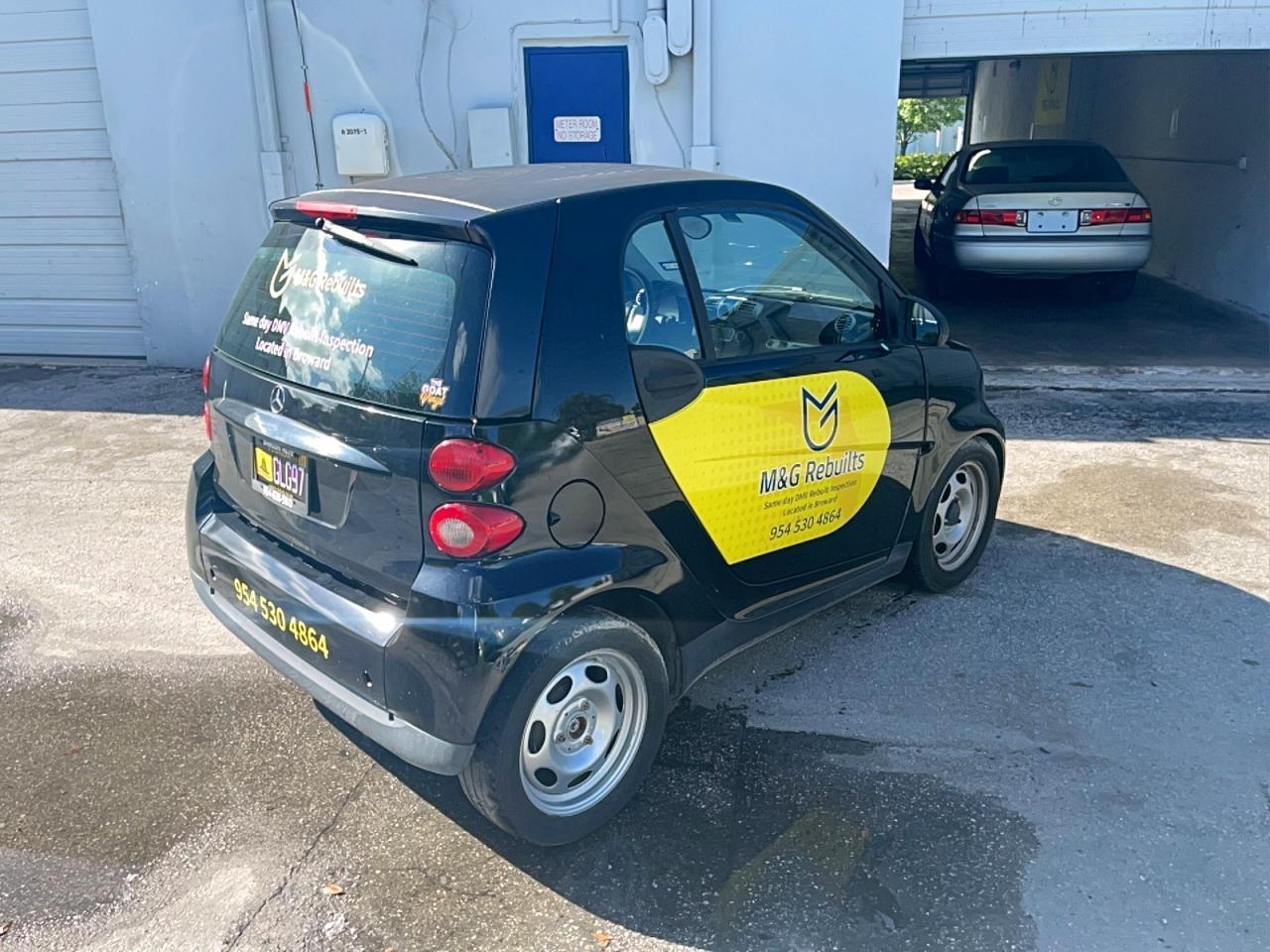 2011 Smart Fortwo Pure - Image 4