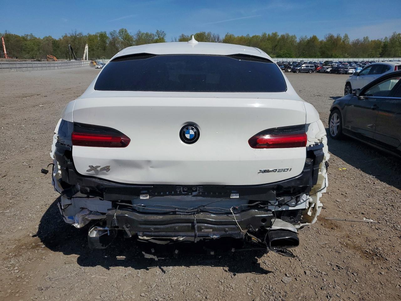 2024 BMW X4 xDrive30I - Image 6