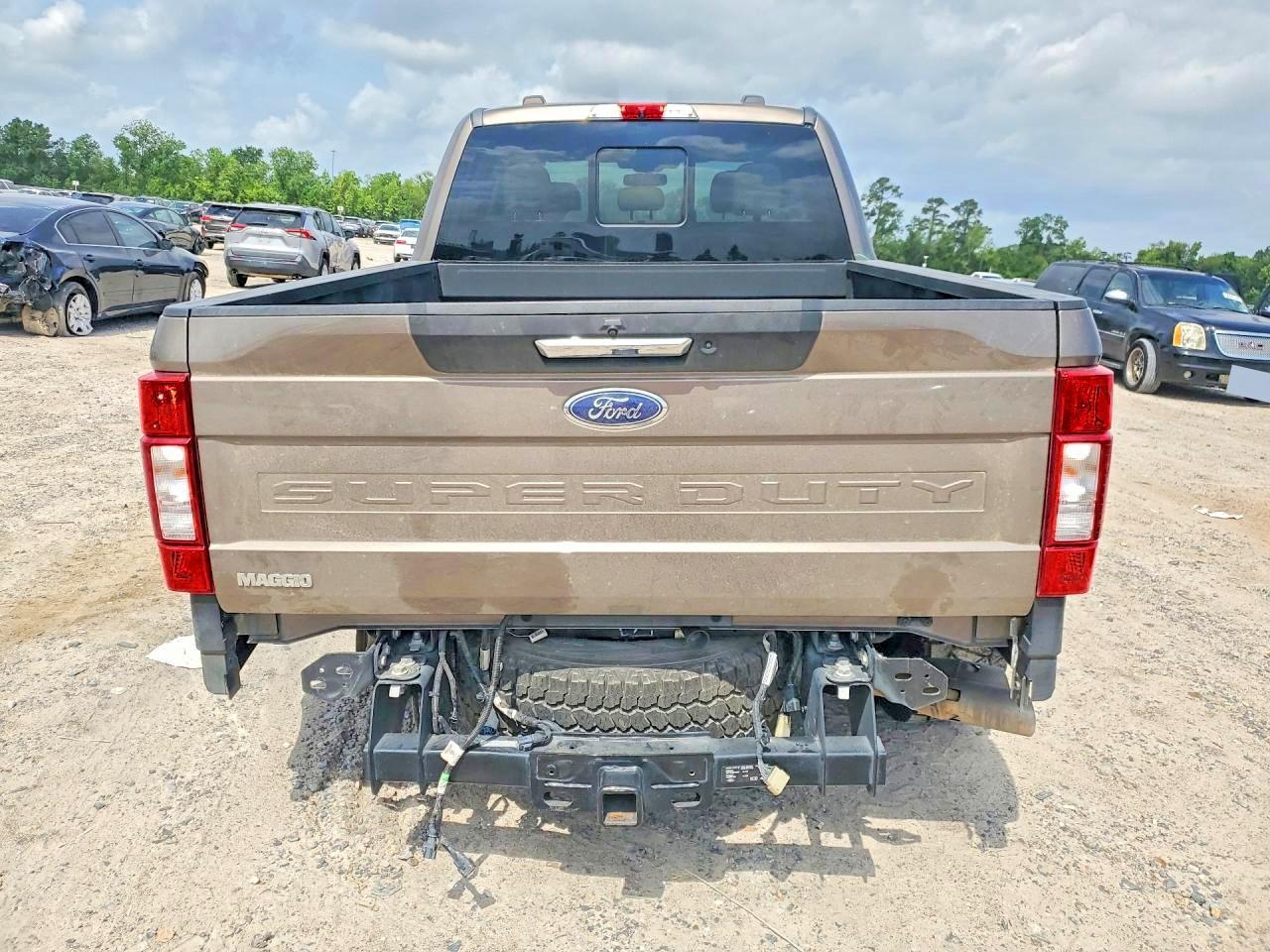 2020 Ford F250 Super Duty - Фото 6