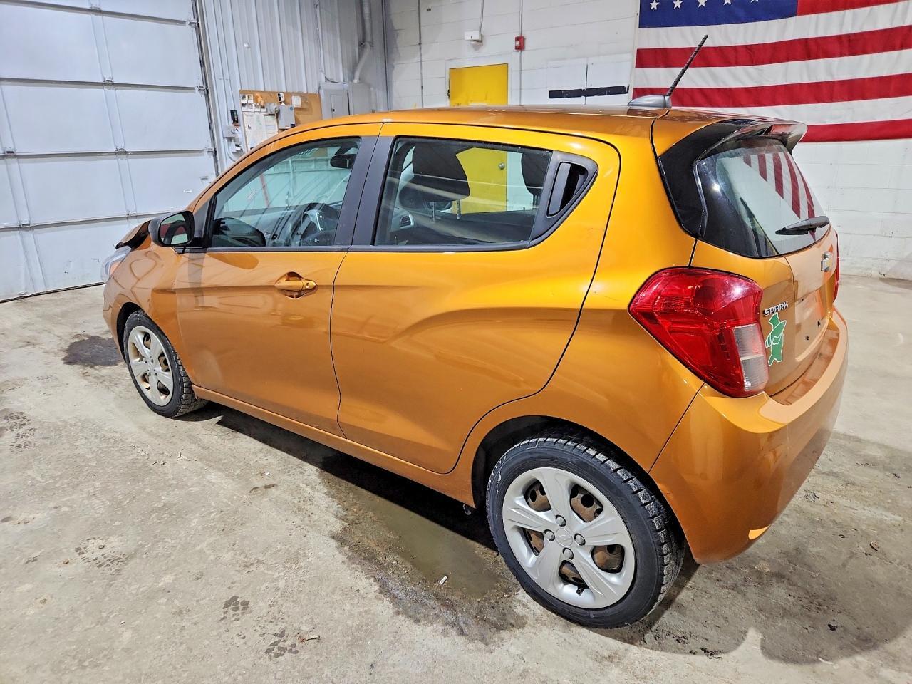 2019 Chevrolet Spark Ls - Фото 2