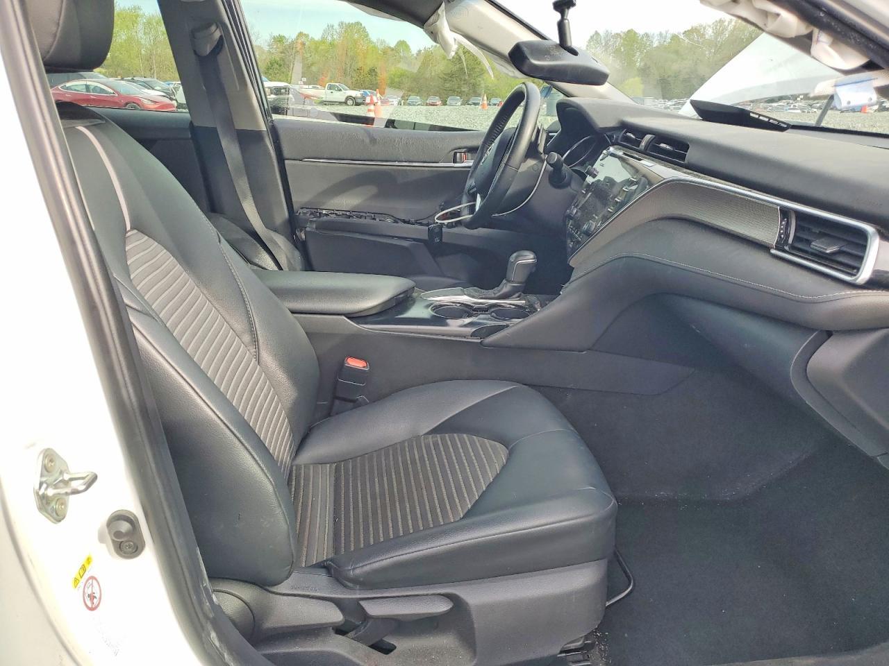 2018 Toyota Camry Se - Фото 7