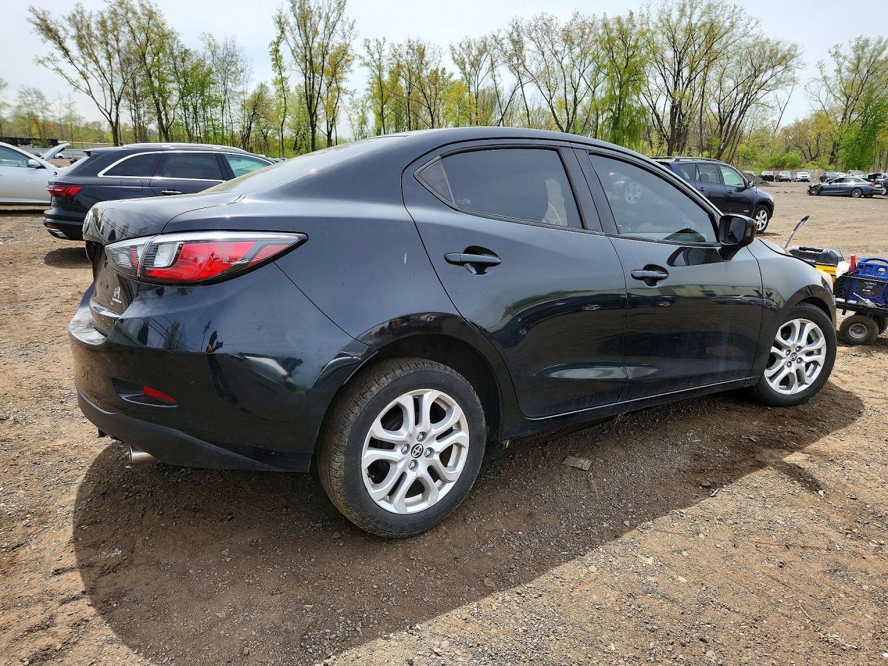 2016 Scion Ia Base - Image 3
